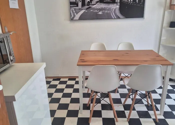 Sunny 5 2 Bathroom In Location Lejlighed Wiesbaden